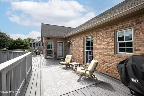 Exterior - 122 Circle Dr, Hampstead, NC 28443 photo 22 of 24