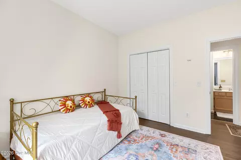 Bedroom - 122 Circle Dr, Hampstead, NC 28443 photo 6 of 6