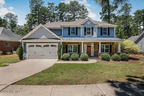 180 Wiregrass Ln, Southern Pines, NC 28387