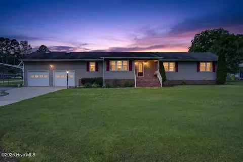 715 Oakdale Ave, New Bern, NC 28562