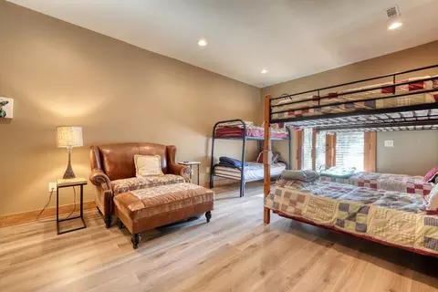 Bedroom - 130 Mallard Cir, Murphy, NC 28906 photo 10 of 12