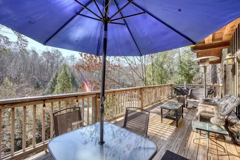 Exterior - 130 Mallard Cir, Murphy, NC 28906 photo 12 of 28