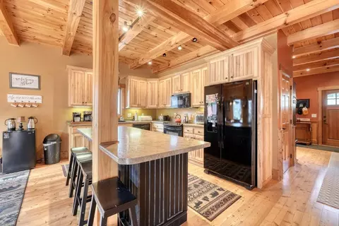 Kitchen - 130 Mallard Cir, Murphy, NC 28906 photo 5 of 6