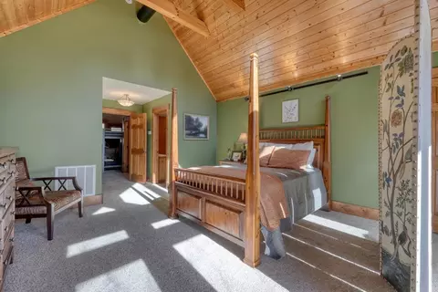 Bedroom - 130 Mallard Cir, Murphy, NC 28906 photo 9 of 12