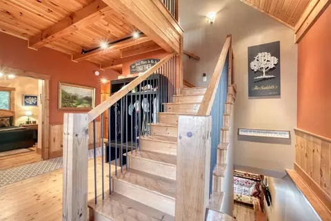 Entry Way - 130 Mallard Cir, Murphy, NC 28906 photo 3 of 3