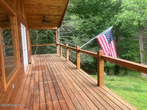 Exterior - 86 Point Overlook Trl, Murphy, NC 28906 photo 9 of 11