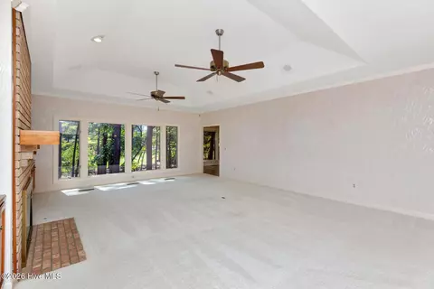 Living - 67 Stoneykirk Dr, Pinehurst, NC 28374 photo 3 of 6