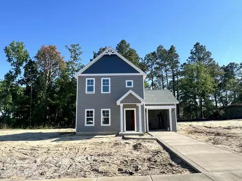 533 Bartley St, Vass, NC 28394
