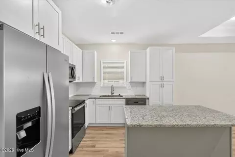 Kitchen - 1108 Dugas St, Augusta, GA 30901 photo 2 of 4