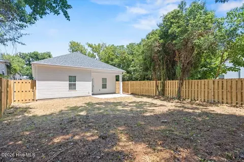 Exterior - 1108 Dugas St, Augusta, GA 30901 photo 3 of 3