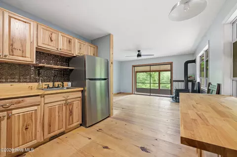 Kitchen - 158 Mountain Stream Rd, Murphy, NC 28906 photo 1 of 2