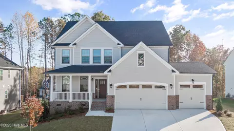 291 Dona Dr, Carthage, NC 28327