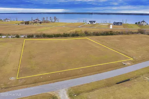 189 Bald Eagle Pointe Dr, Hertford, NC 27944