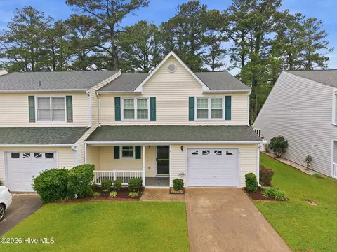345 Carolina Pines Blvd #6, New Bern, NC 28560