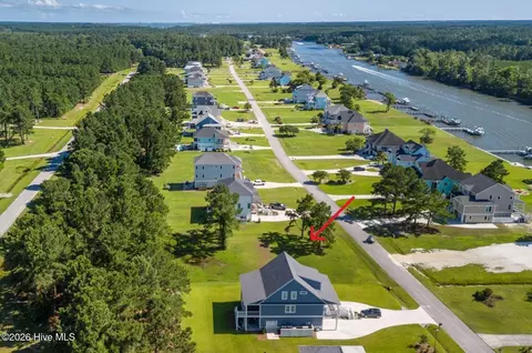 246 Gatsey Ln, Beaufort, NC 28516