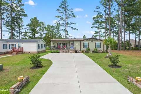 835 Bogie Ln SW, Carolina Shores, NC 28467