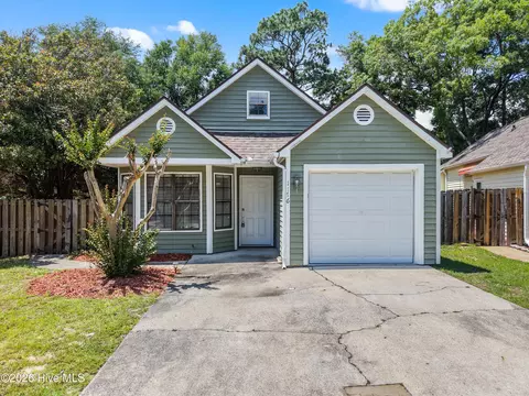 1176 Shipyard Blvd, Wilmington, NC 28412