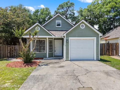 1176 Shipyard Blvd, Wilmington, NC 28412