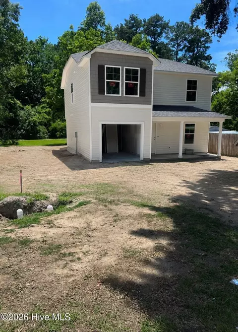 107 W Sater St, Pinetops, NC 27864