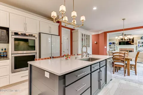 Kitchen - 781 Sparkleberry Rd, Evans, GA 30809 photo 5 of 9
