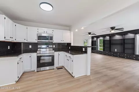 Kitchen - 936 Deercrest Cir, Evans, GA 30809 photo 1 of 3