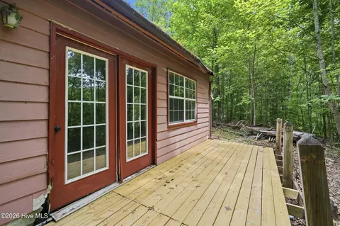 Exterior - 61 Manny Ln, Murphy, NC 28906 photo 2 of 6
