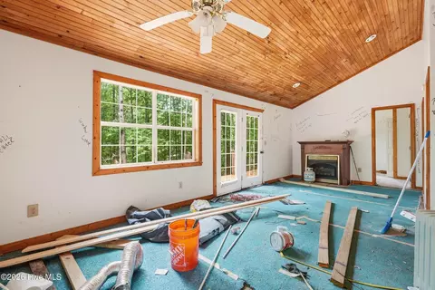 Living - 61 Manny Ln, Murphy, NC 28906 photo 1 of 3