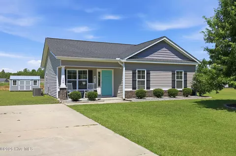 198 Asheberne Dr, Washington, NC 27889