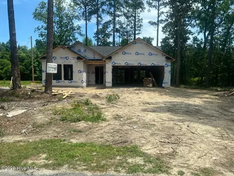 110 N 12th St, Pinetops, NC 27864