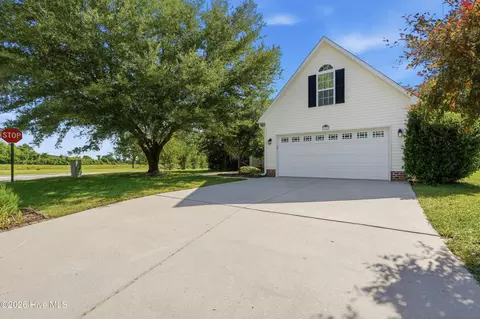 101 Robbie Ln, New Bern, NC 28562