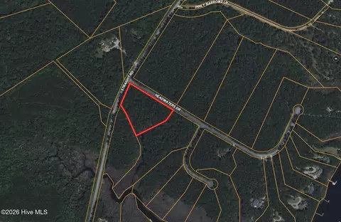 117 Headwaters Dr, Oriental, NC 28571