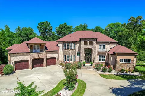 305 Alabaster Ct, Appling, GA 30802