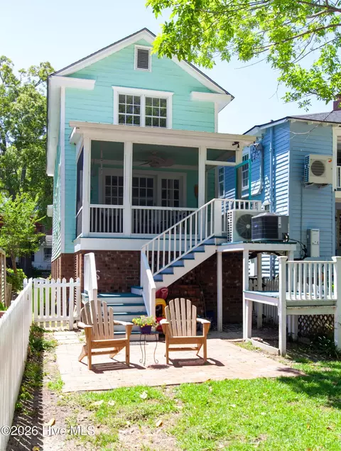Exterior - 704 E Front St, New Bern, NC 28560 photo 6 of 6