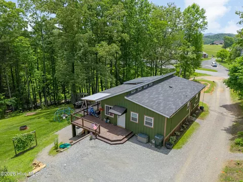 349 Chalet Cir, Murphy, NC 28906