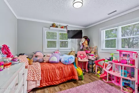 Bedroom - 349 Chalet Cir, Murphy, NC 28906 photo 4 of 4
