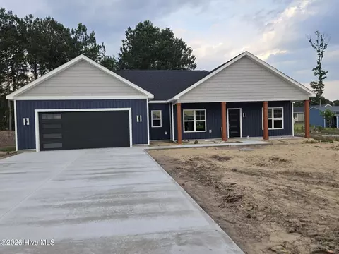 713 Windchime Ct, Kinston, NC 28504