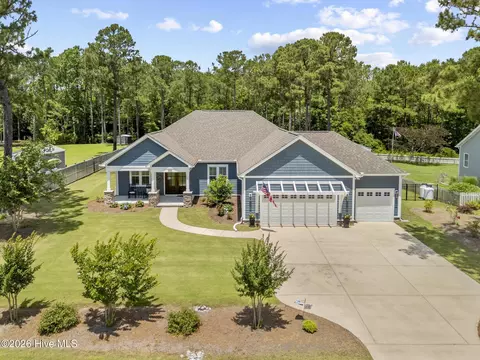 309 Livingston Ct, Holly Ridge, NC 28445