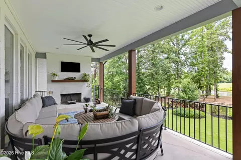 Exterior - 1036 Bartram Rdg, Evans, GA 30809 photo 5 of 12