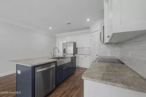 Kitchen - 2433 Sequoia Trl, Evans, GA 30809 photo 2 of 3