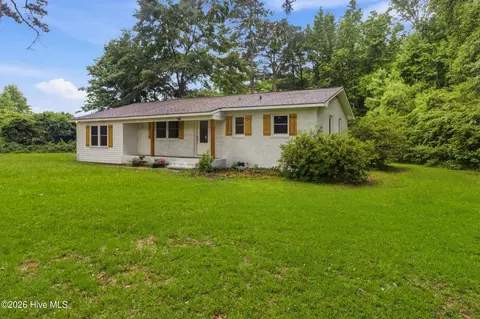 3825 N Us 17 Hwy, New Bern, NC 28560