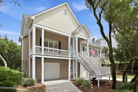 104 Talford Dr, Atlantic Beach, NC 28512