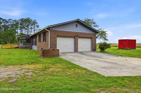 Exterior - 3984 Beattys Bridge Rd, Atkinson, NC 28421 photo 4 of 16