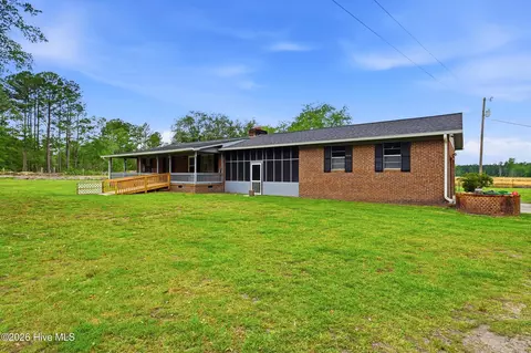 Exterior - 3984 Beattys Bridge Rd, Atkinson, NC 28421 photo 2 of 16