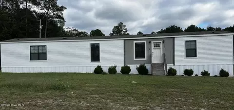 669 Cain Rd, Garland, NC 28441