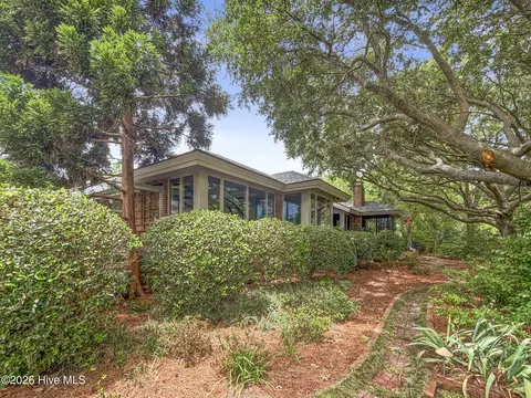 2131 Harborway Dr, Wilmington, NC 28405