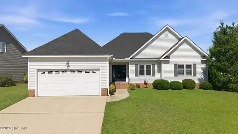 3505 Taberna Dr, Greenville, NC 27834