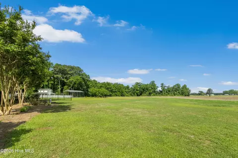 Exterior - 1380 Bear Trap Rd, Williamston, NC 27892 photo 4 of 8