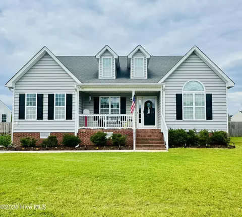 2128 Cherrytree Ln, Winterville, NC 28590