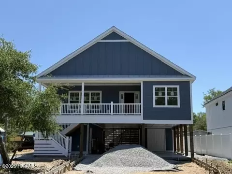 108 NE 64th St, Oak Island, NC 28465