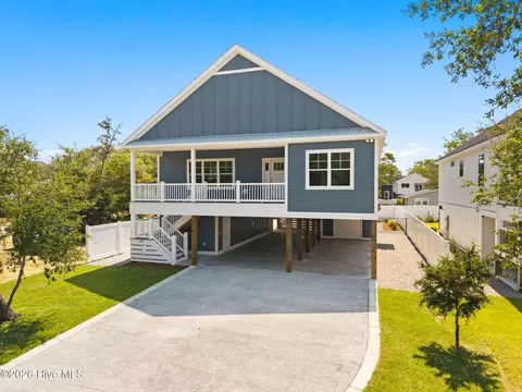 108 NE 64th St, Oak Island, NC 28465
